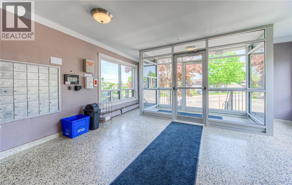 283 Fairway Road N Unit# 201, Kitchener, Ontario  N2A 2P1 - Photo 6 - 40811953