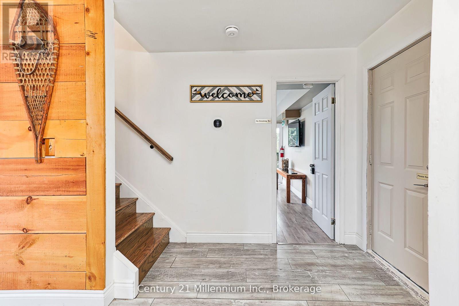 127 Scandia Lane, Blue Mountains, Ontario  N0H 2E0 - Photo 11 - X12880352