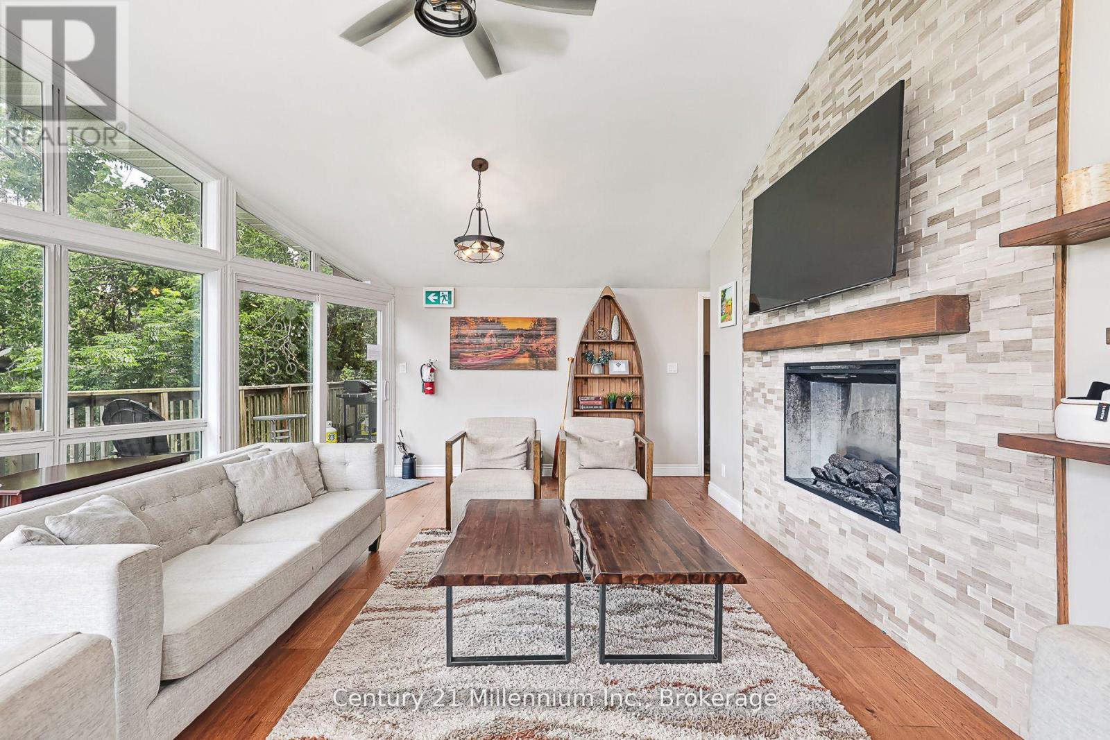 127 Scandia Lane, Blue Mountains, Ontario  N0H 2E0 - Photo 14 - X12880352