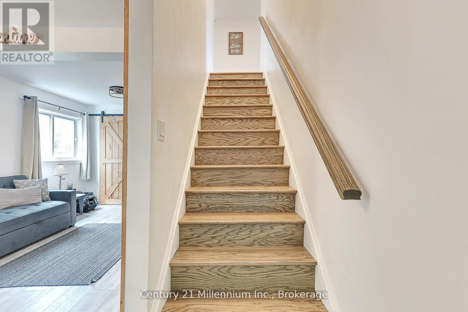 127 Scandia Lane, Blue Mountains, Ontario  N0H 2E0 - Photo 19 - X12880352