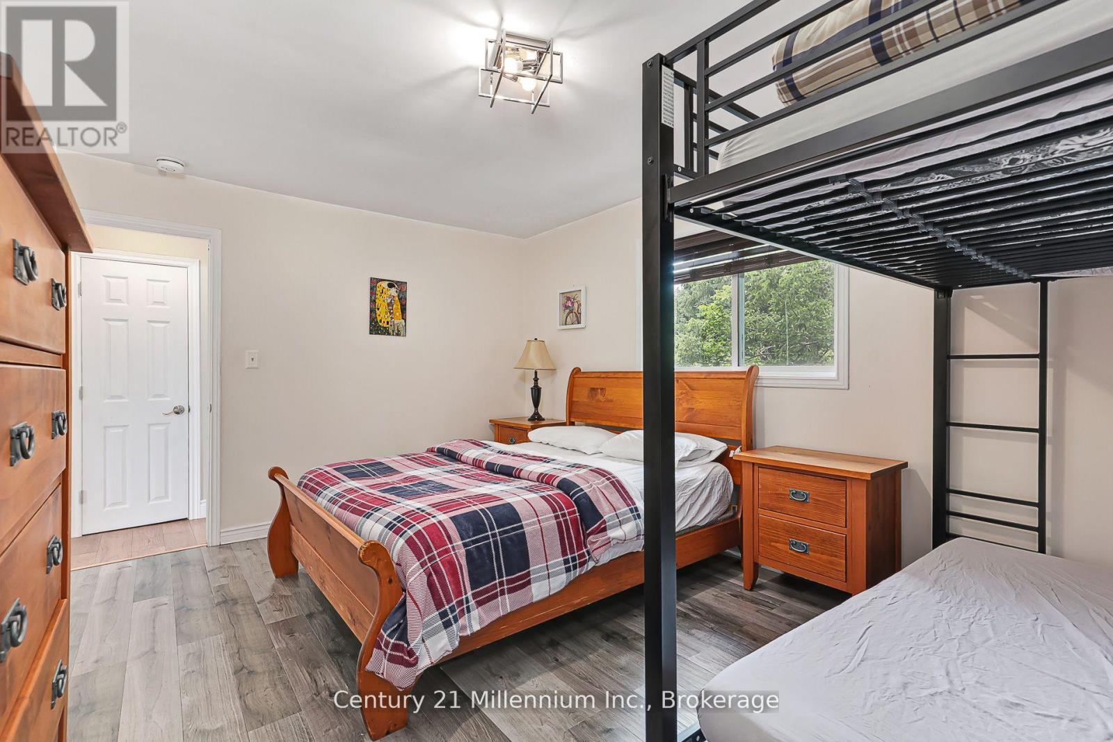 127 Scandia Lane, Blue Mountains, Ontario  N0H 2E0 - Photo 28 - X12880352