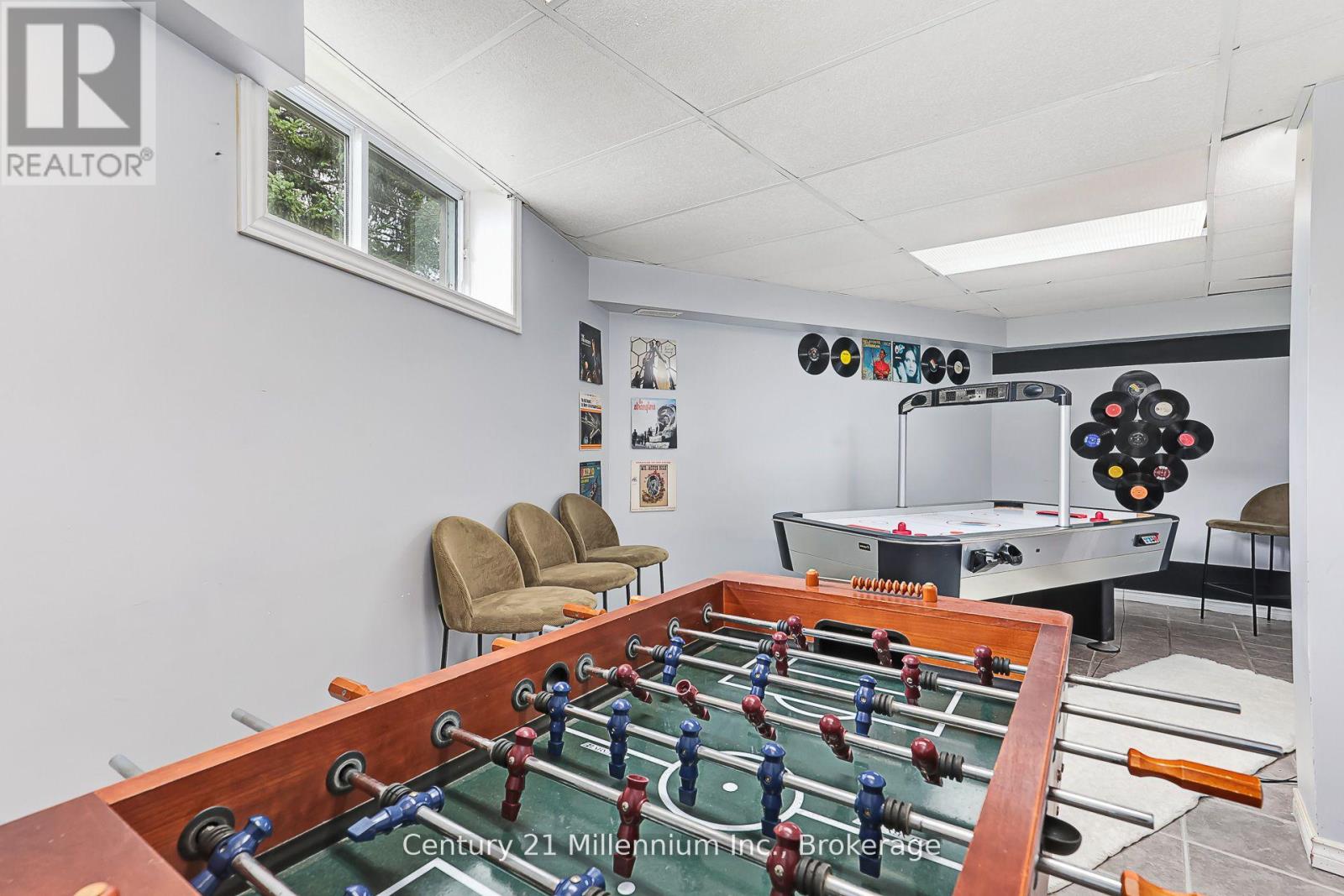 127 Scandia Lane, Blue Mountains, Ontario  N0H 2E0 - Photo 32 - X12880352