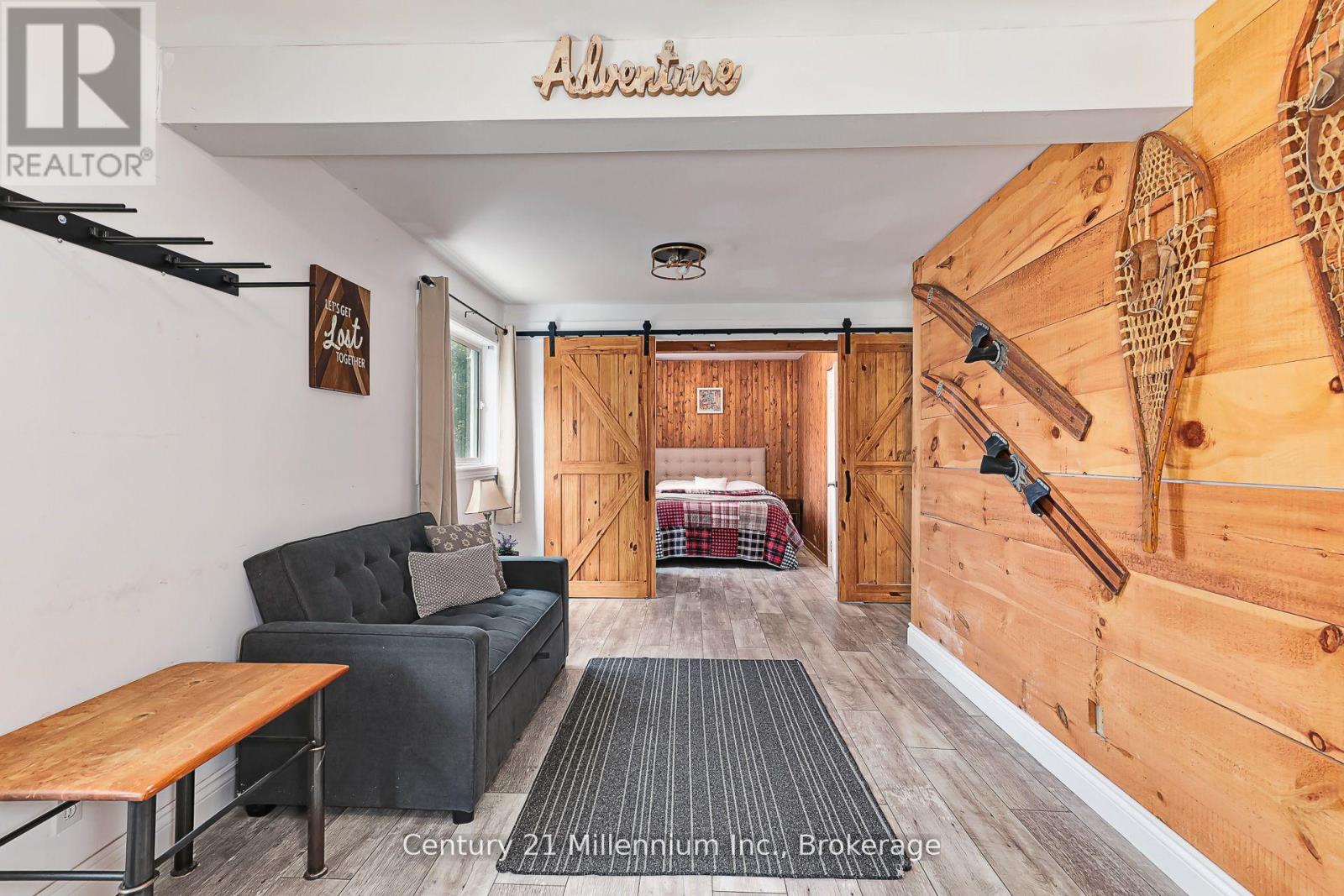 127 Scandia Lane, Blue Mountains, Ontario  N0H 2E0 - Photo 5 - X12880352