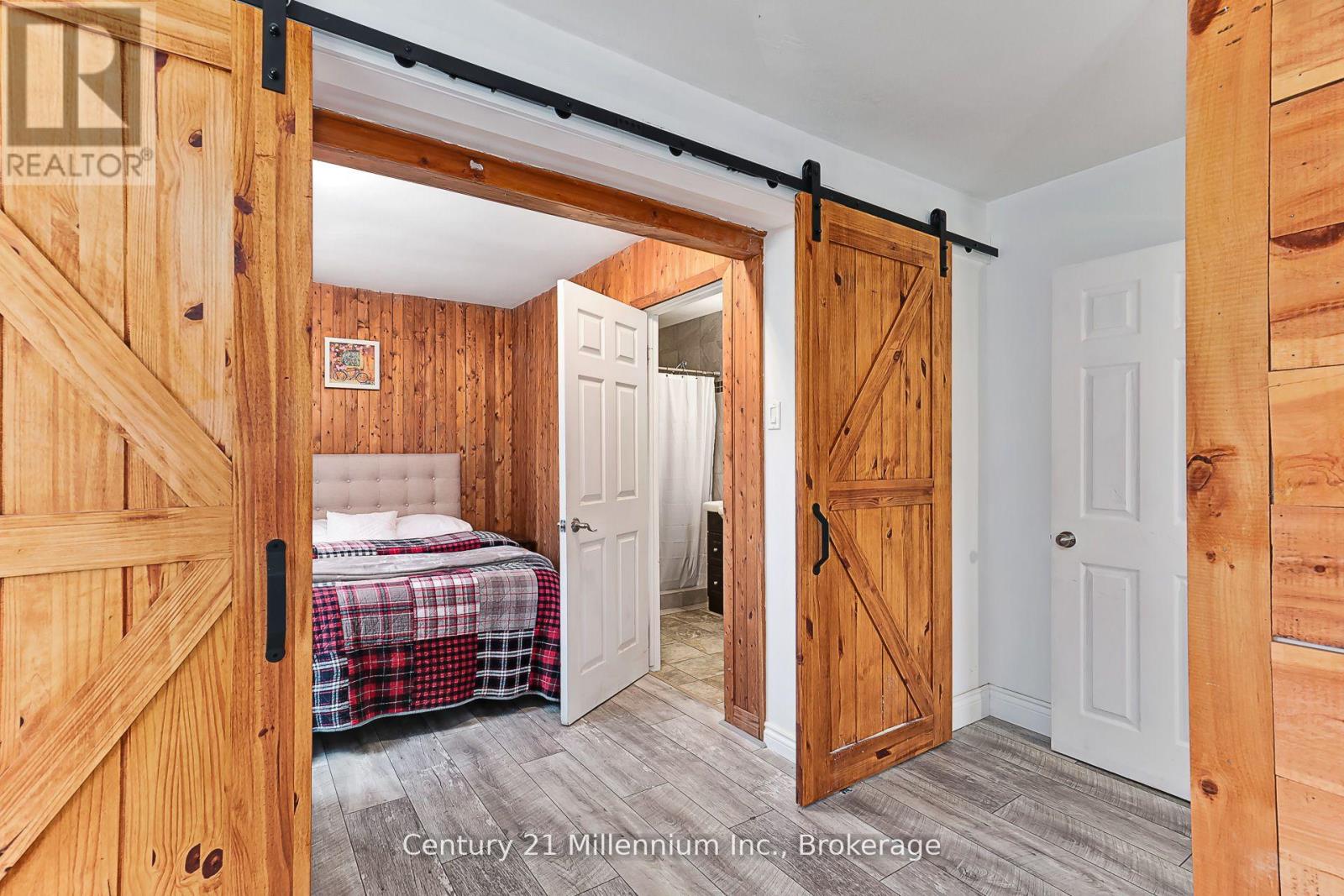 127 Scandia Lane, Blue Mountains, Ontario  N0H 2E0 - Photo 7 - X12880352