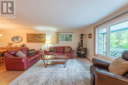 1981 Horseshoe Lake Road, Minden Hills, Ontario  K0M 2K0 - Photo 4 - X12880950