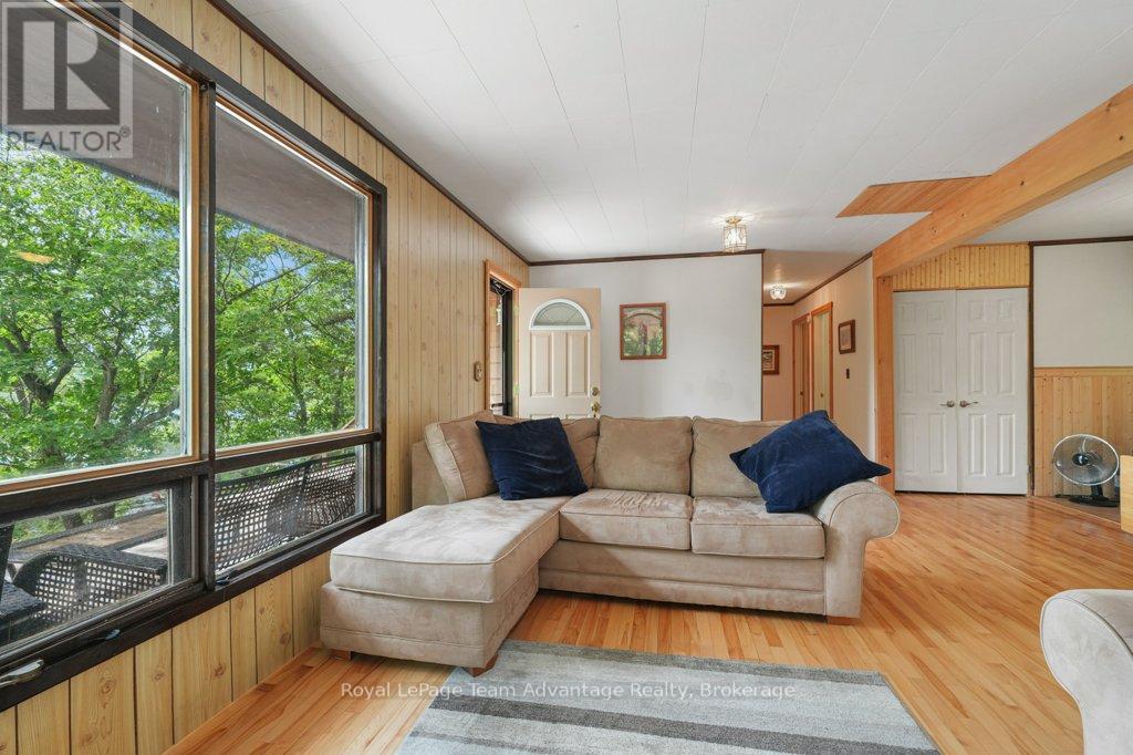 32 Island 65c, Carling, Ontario  P0G 1G0 - Photo 15 - X12881212