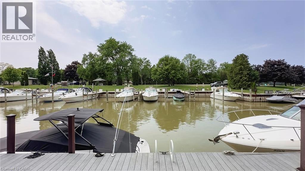 49 Gill Road, Grand Bend, Ontario  N0M 1T0 - Photo 8 - 40811336