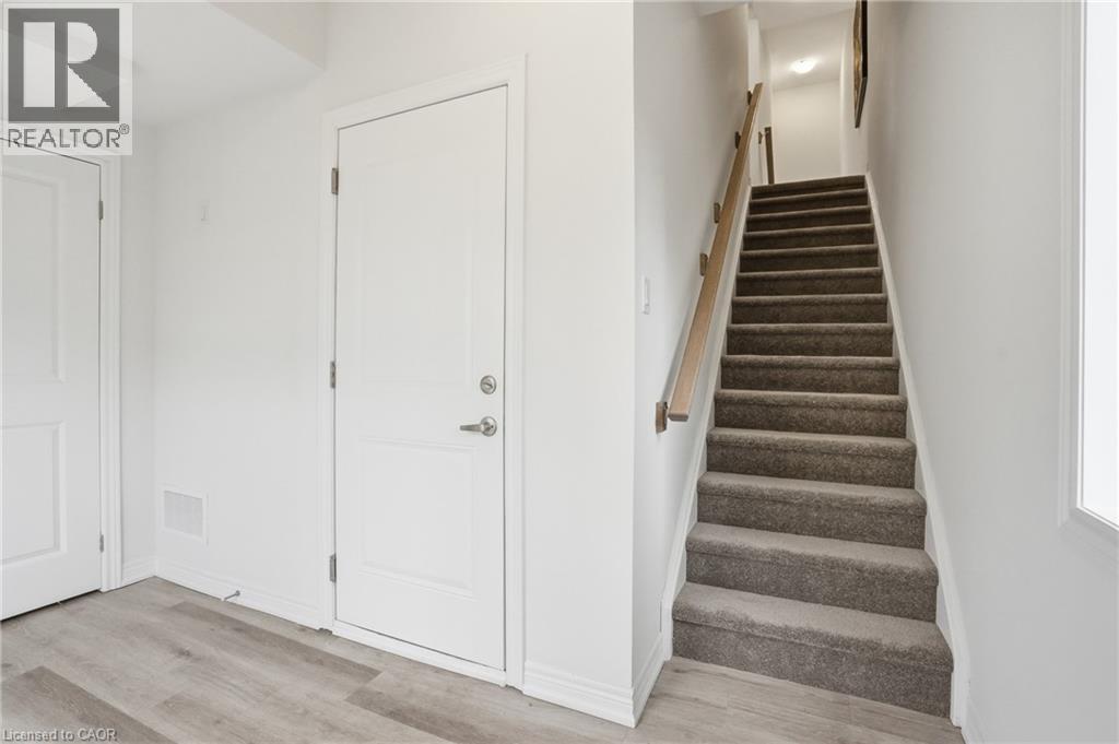 32 Radison Lane, Hamilton, Ontario  L8H 0B5 - Photo 23 - 40812121