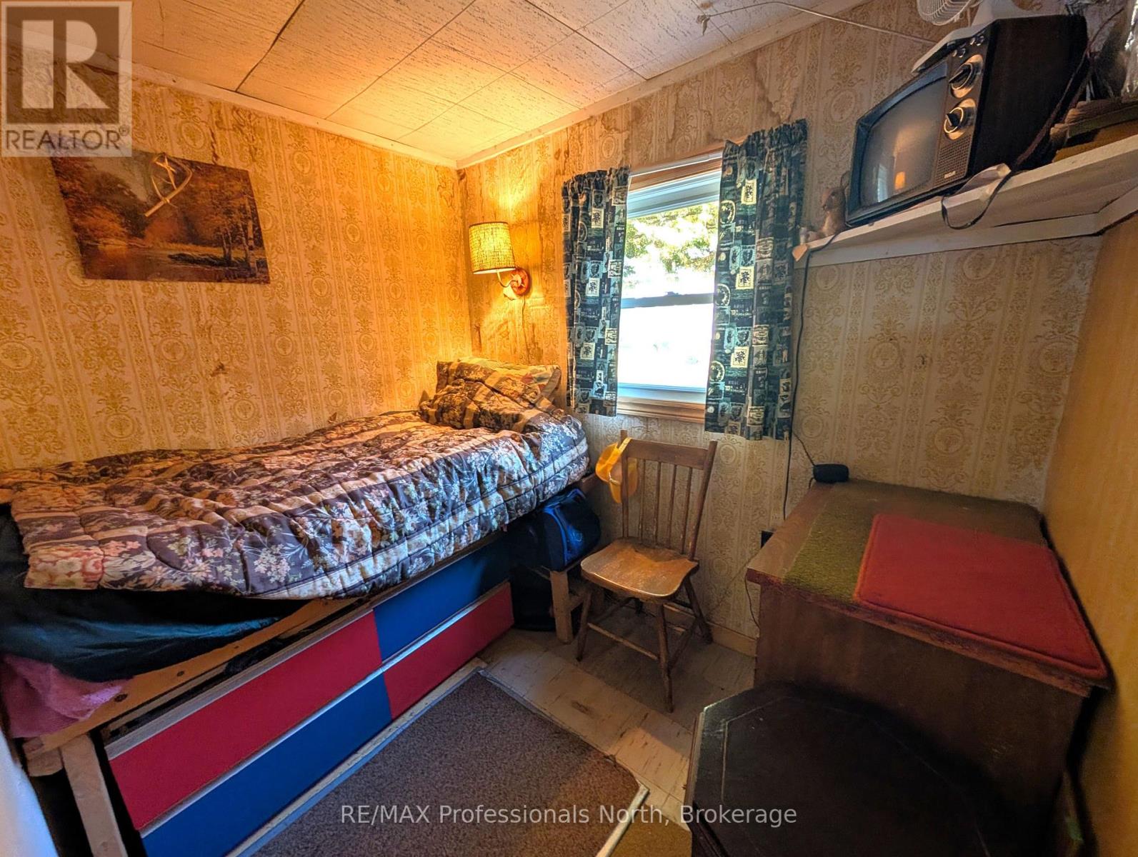 40 Centre Road, Parry Sound Remote Area, Ontario  P0A 1X0 - Photo 13 - X12883320