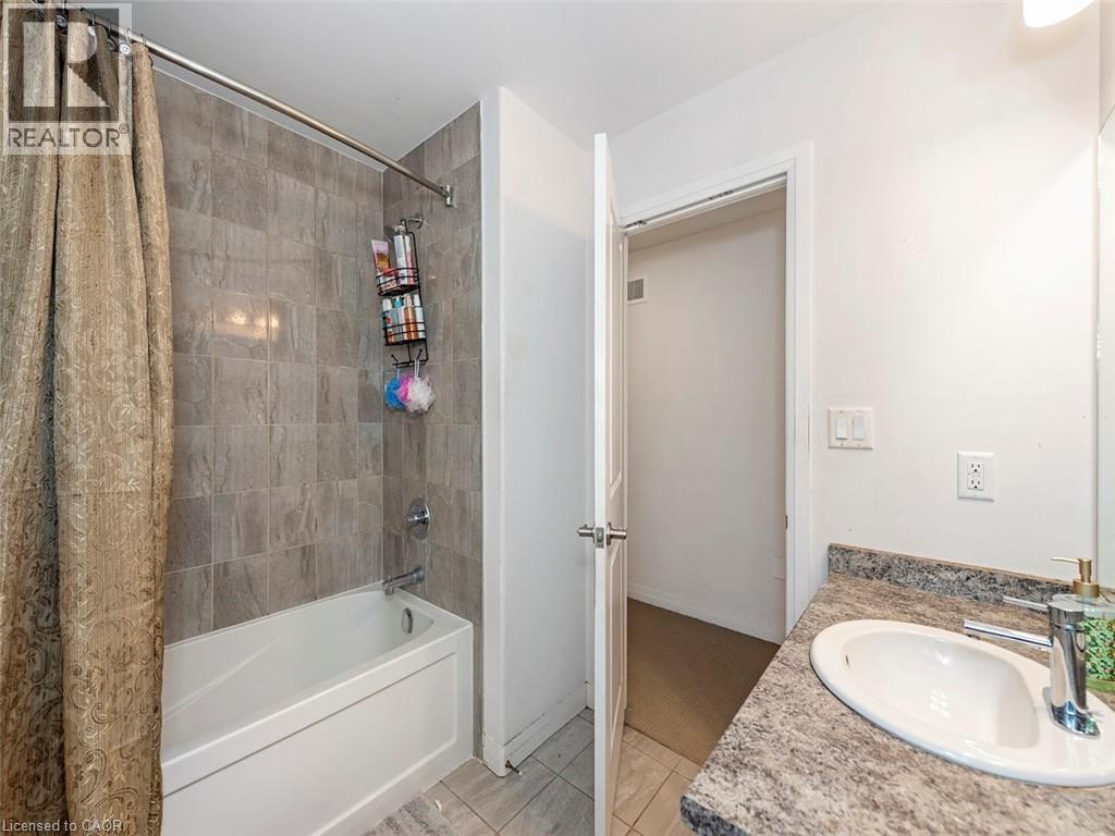 4076 Healing Street, Beamsville, Ontario  L3J 0S4 - Photo 22 - 40811430