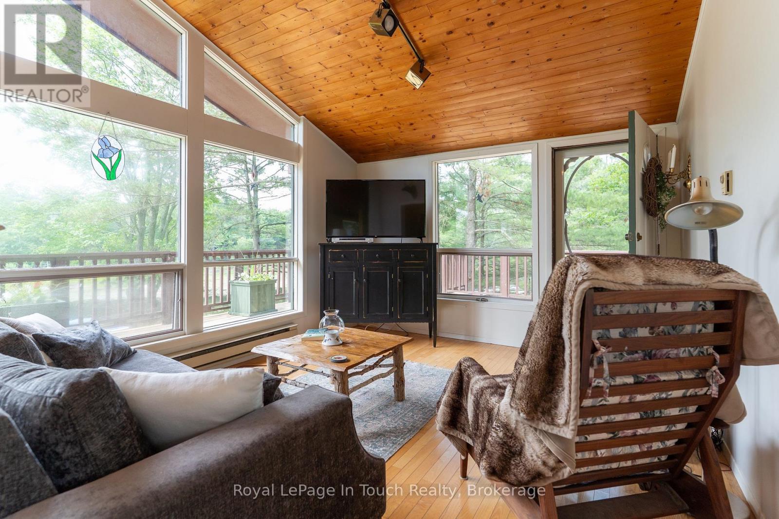 3098 Island 1040, Georgian Bay, Ontario  P0E 1E0 - Photo 7 - X12884008