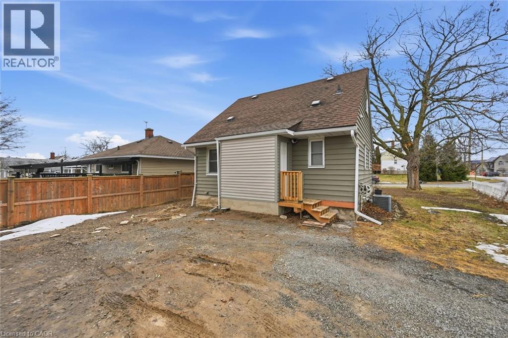 70 Whyte Avenue N, Thorold, Ontario  L2V 2T7 - Photo 40 - 40801157