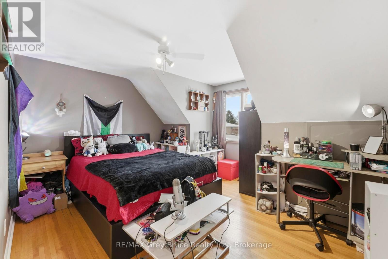 235 5th Avenue, Hanover, Ontario  N4N 2C3 - Photo 20 - X12885262
