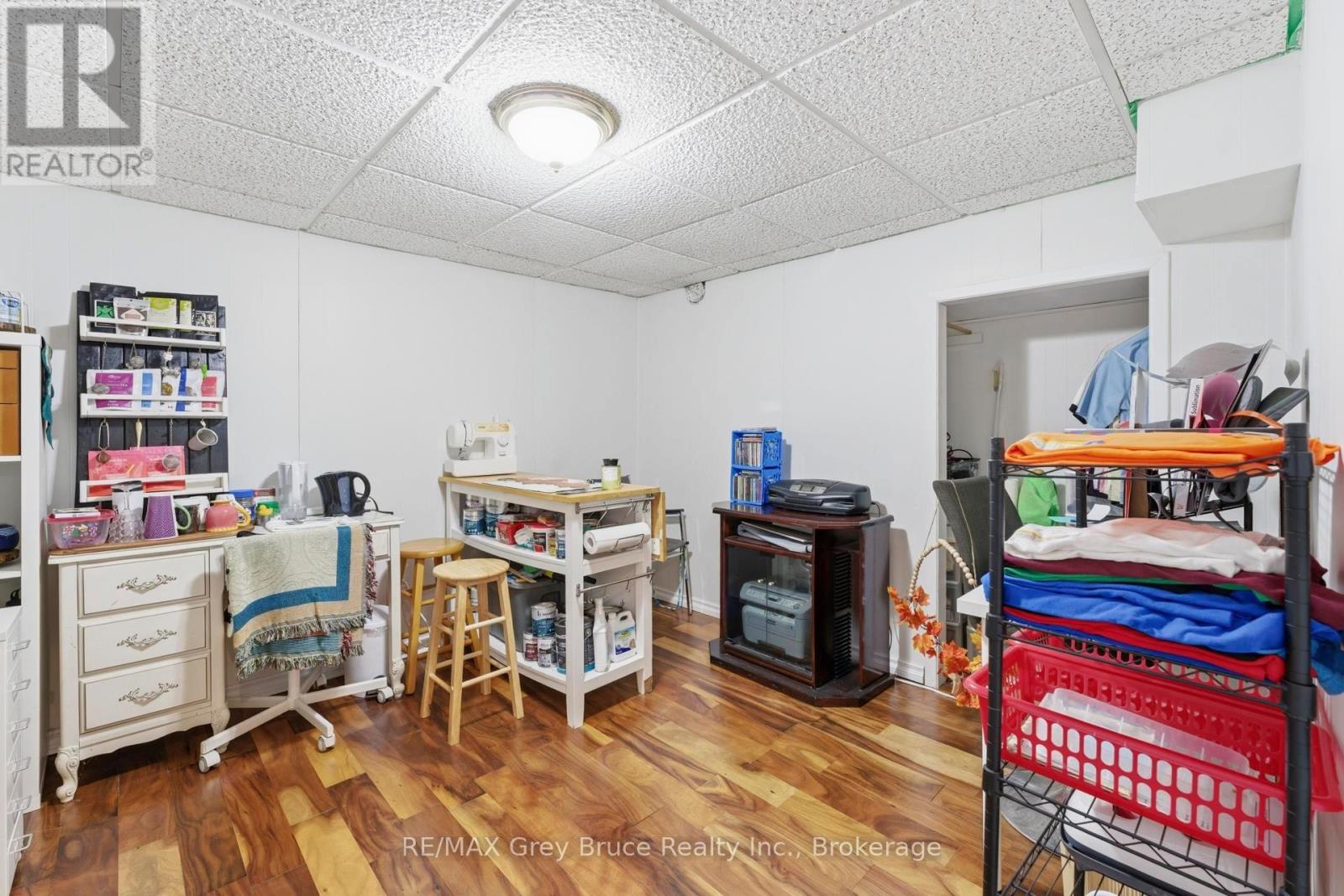 235 5th Avenue, Hanover, Ontario  N4N 2C3 - Photo 24 - X12885262