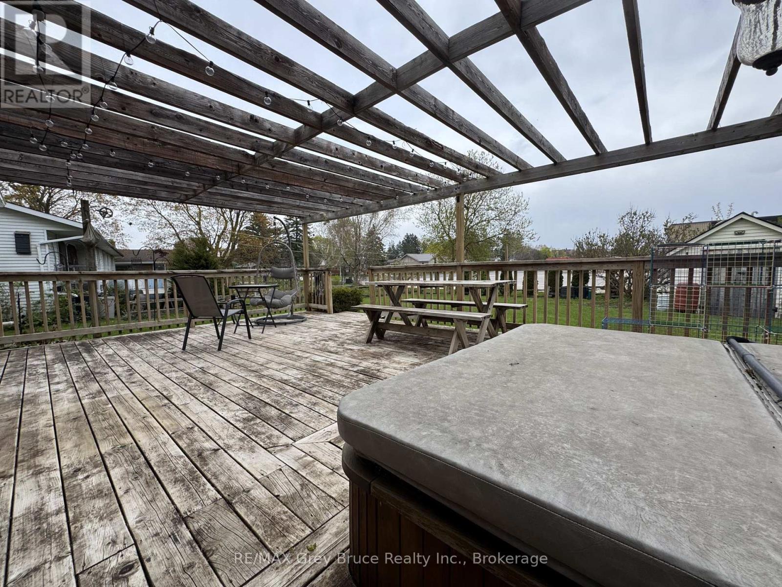 235 5th Avenue, Hanover, Ontario  N4N 2C3 - Photo 27 - X12885262