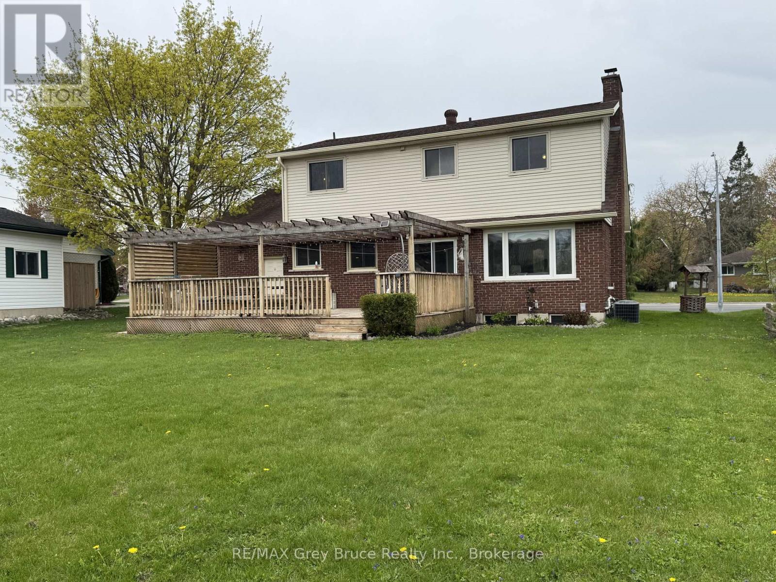 235 5th Avenue, Hanover, Ontario  N4N 2C3 - Photo 31 - X12885262