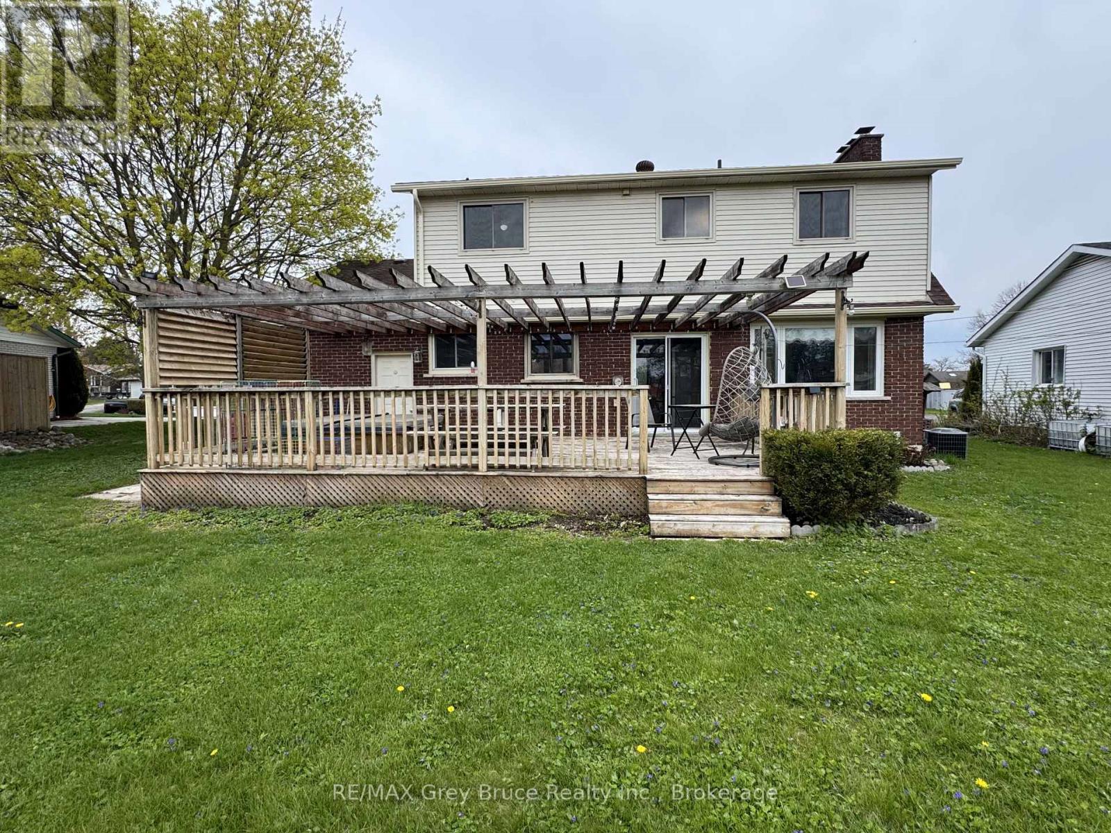 235 5th Avenue, Hanover, Ontario  N4N 2C3 - Photo 32 - X12885262