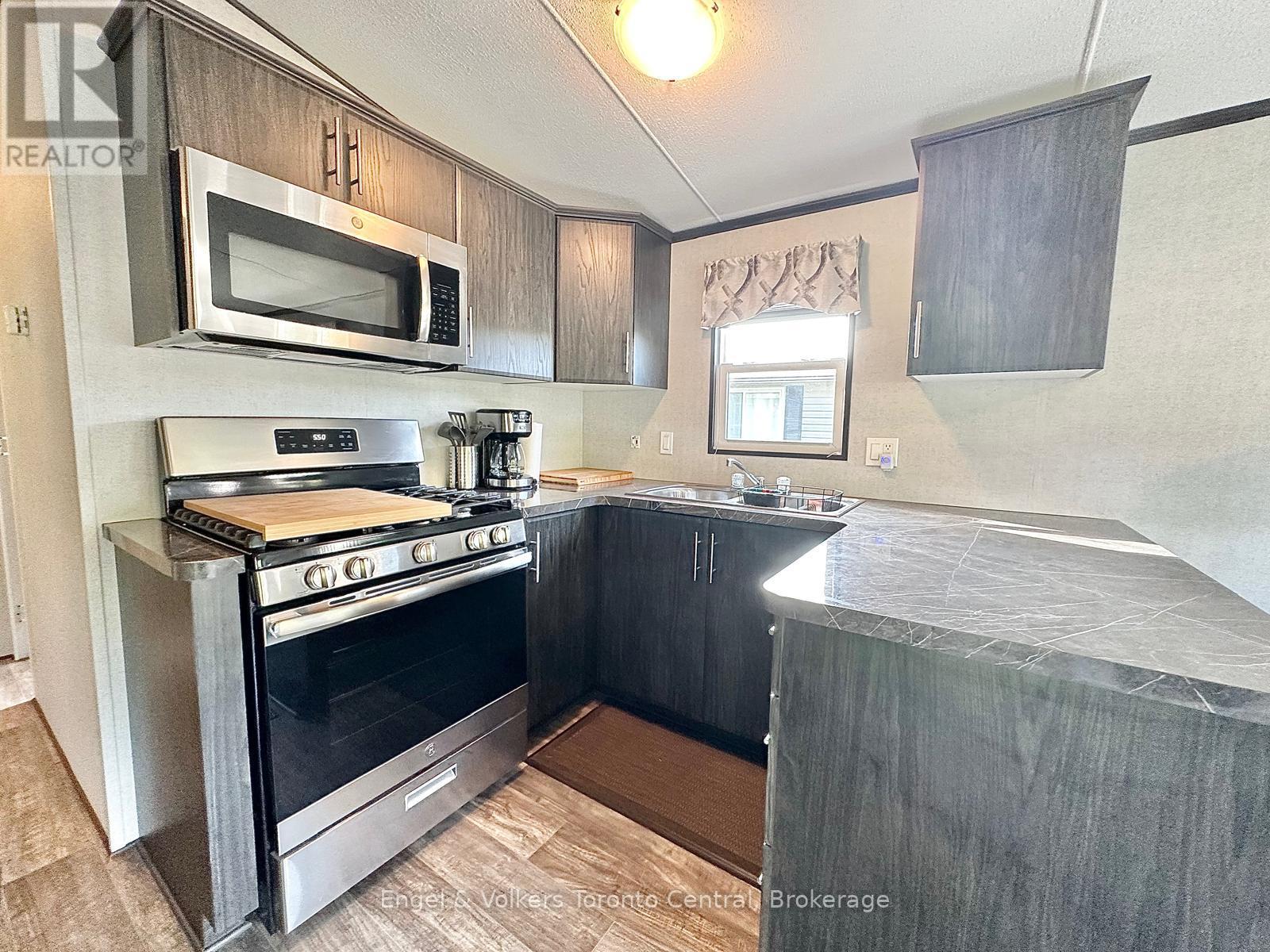 B8 - 7489 Sideroad 5 E, Wellington North, Ontario  N0G 2L0 - Photo 13 - X12885416