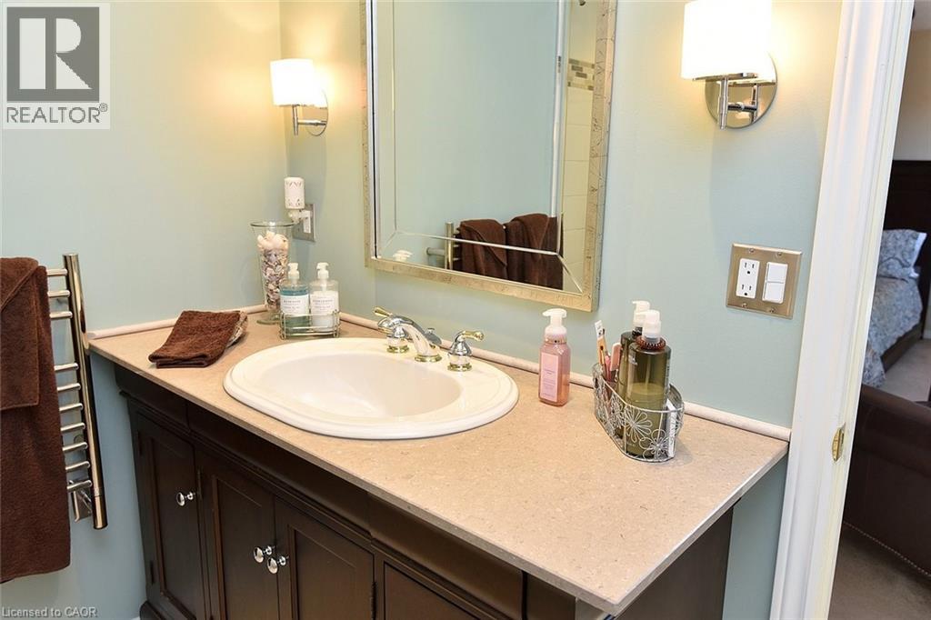 2 Novoco Drive, Hamilton, Ontario  L9C 7E7 - Photo 27 - 40811935