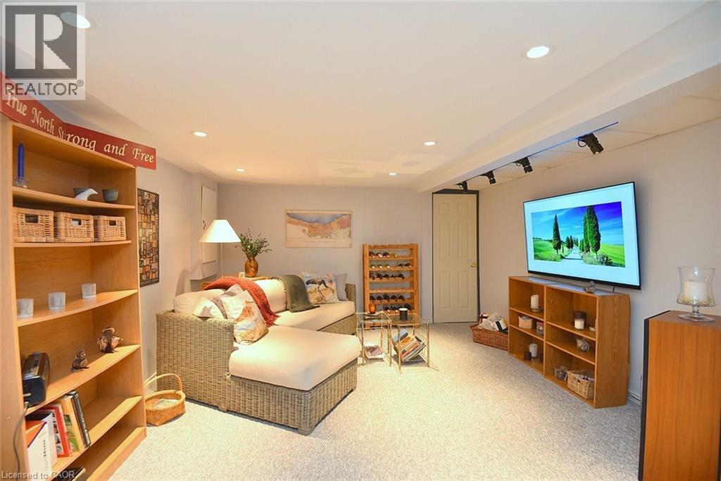 2 Novoco Drive, Hamilton, Ontario  L9C 7E7 - Photo 34 - 40811935
