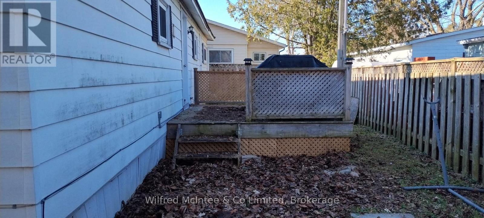 20 Cardinal Street, Brockton, Ontario  N0G 2V0 - Photo 4 - X12886364
