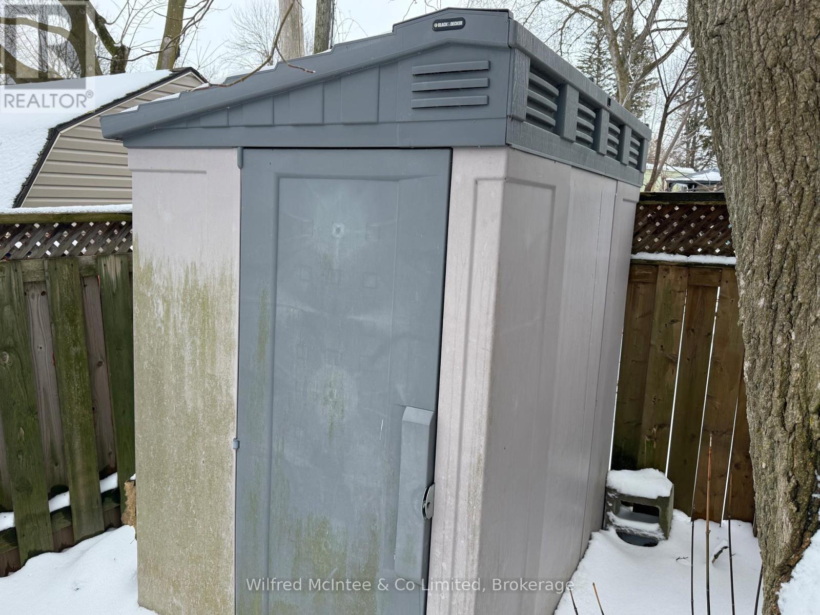 20 Cardinal Street, Brockton, Ontario  N0G 2V0 - Photo 5 - X12886364