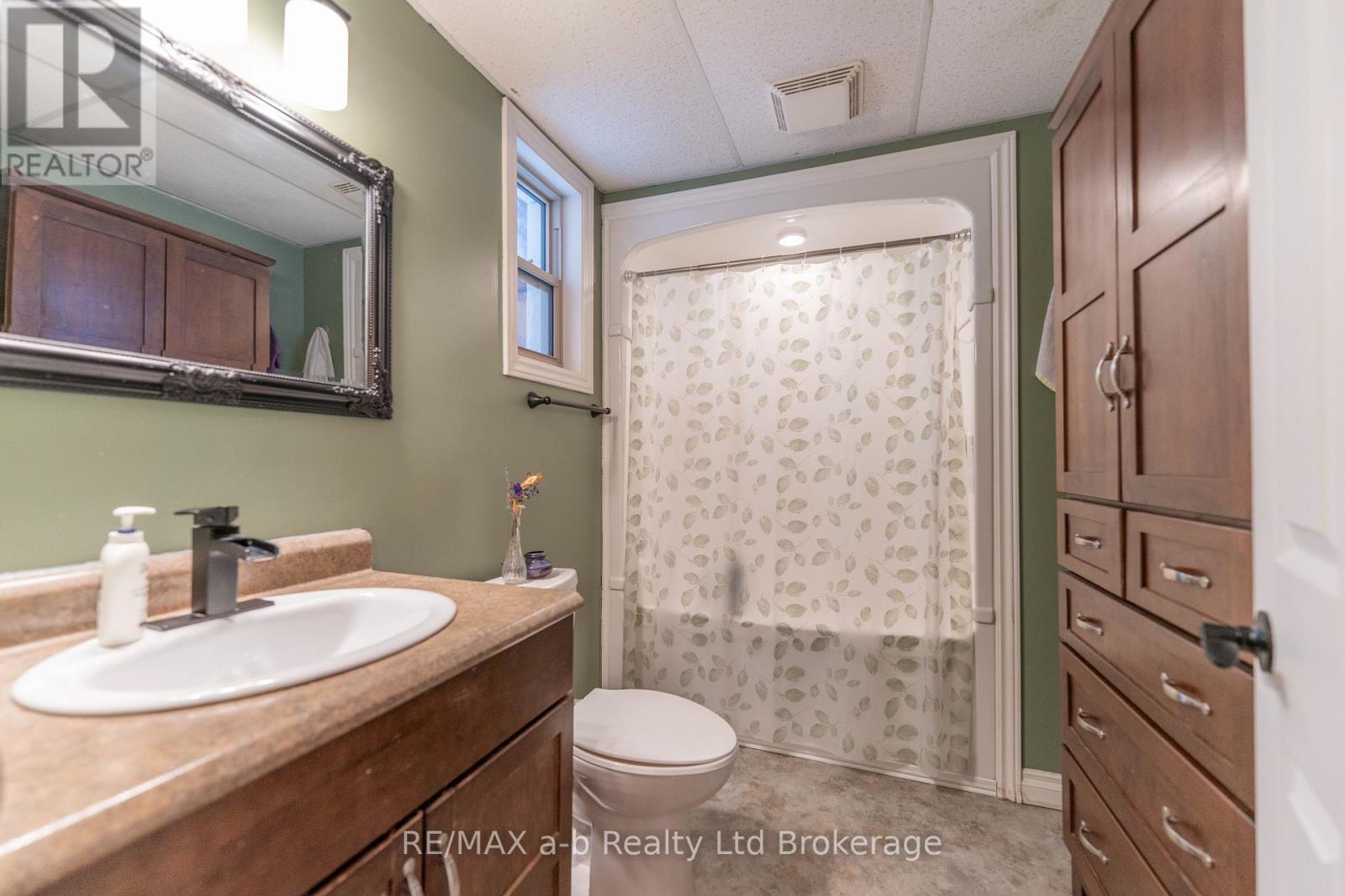 13 Potters Road N, Tillsonburg, Ontario  N4G 2G9 - Photo 21 - X12886534