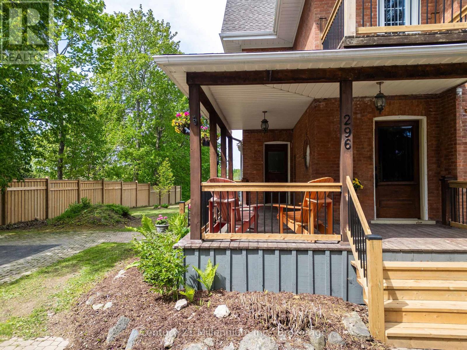 296 Garafraxa St Street, Chatsworth, Ontario  N0H 1G0 - Photo 2 - X12887100