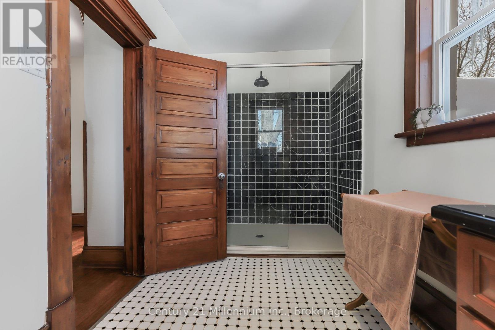 296 Garafraxa St Street, Chatsworth, Ontario  N0H 1G0 - Photo 33 - X12887100