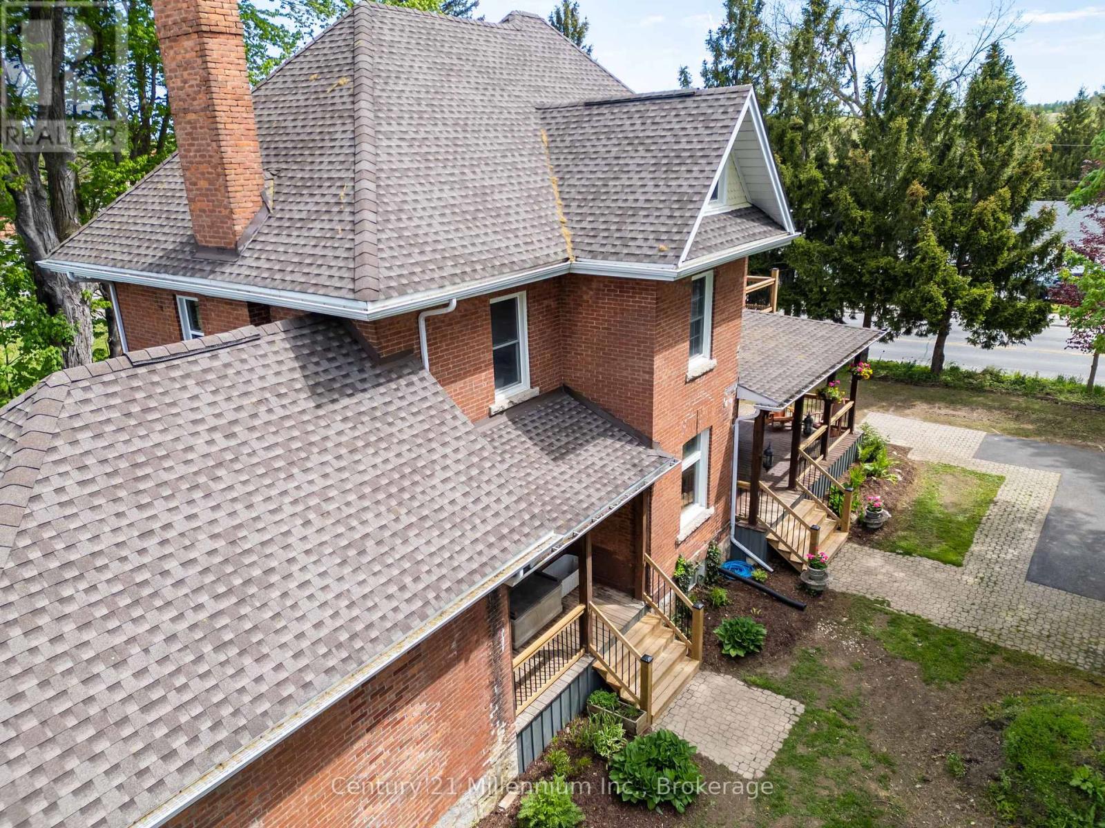 296 Garafraxa St Street, Chatsworth, Ontario  N0H 1G0 - Photo 4 - X12887100