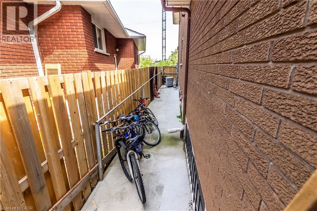 404 Queenston Road, Hamilton, Ontario  L8K 1J2 - Photo 42 - 40811533