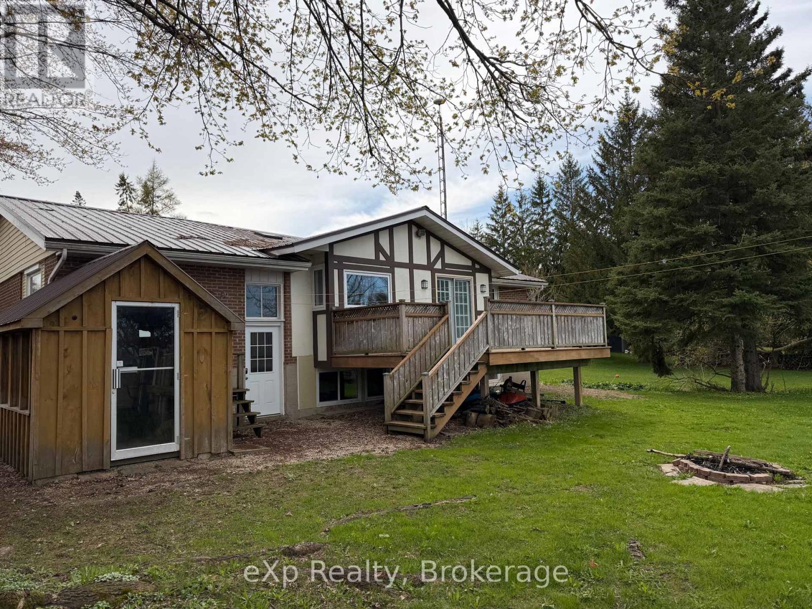 60 Main Street E, Mapleton, Ontario  N0G 1P0 - Photo 34 - X12887390