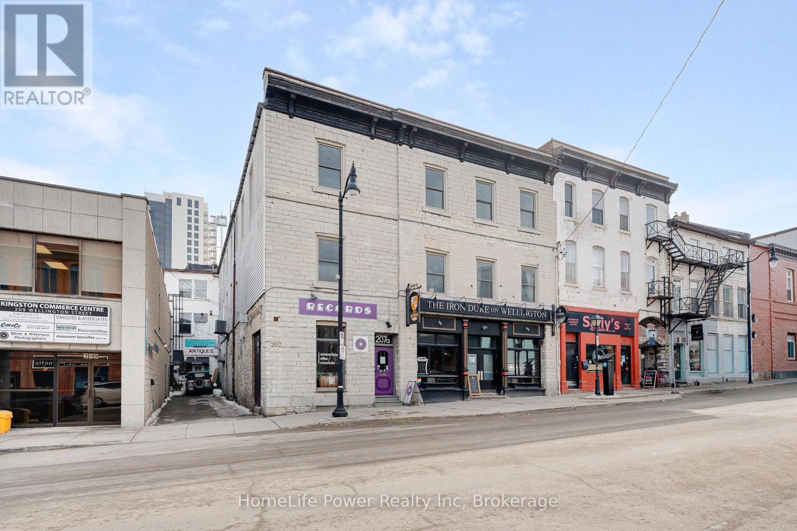 207 Wellington Street, Kingston, Ontario  K7K 2Y6 - Photo 2 - X12888538