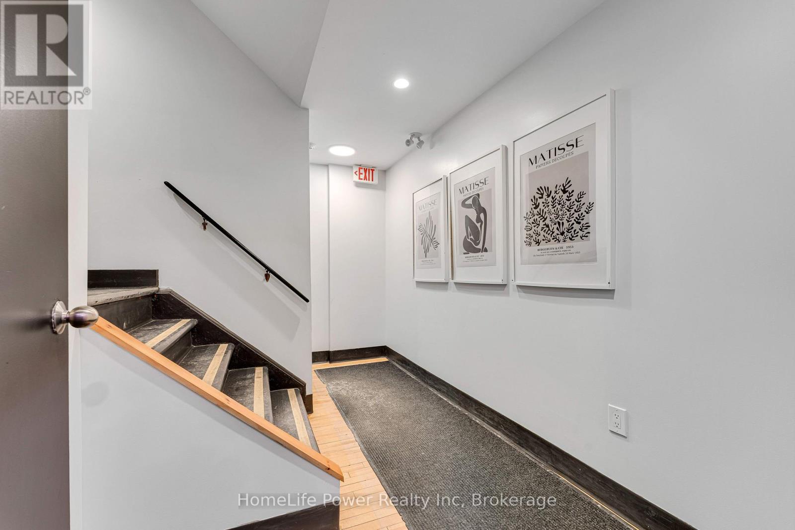 207 Wellington Street, Kingston, Ontario  K7K 2Y6 - Photo 4 - X12888538