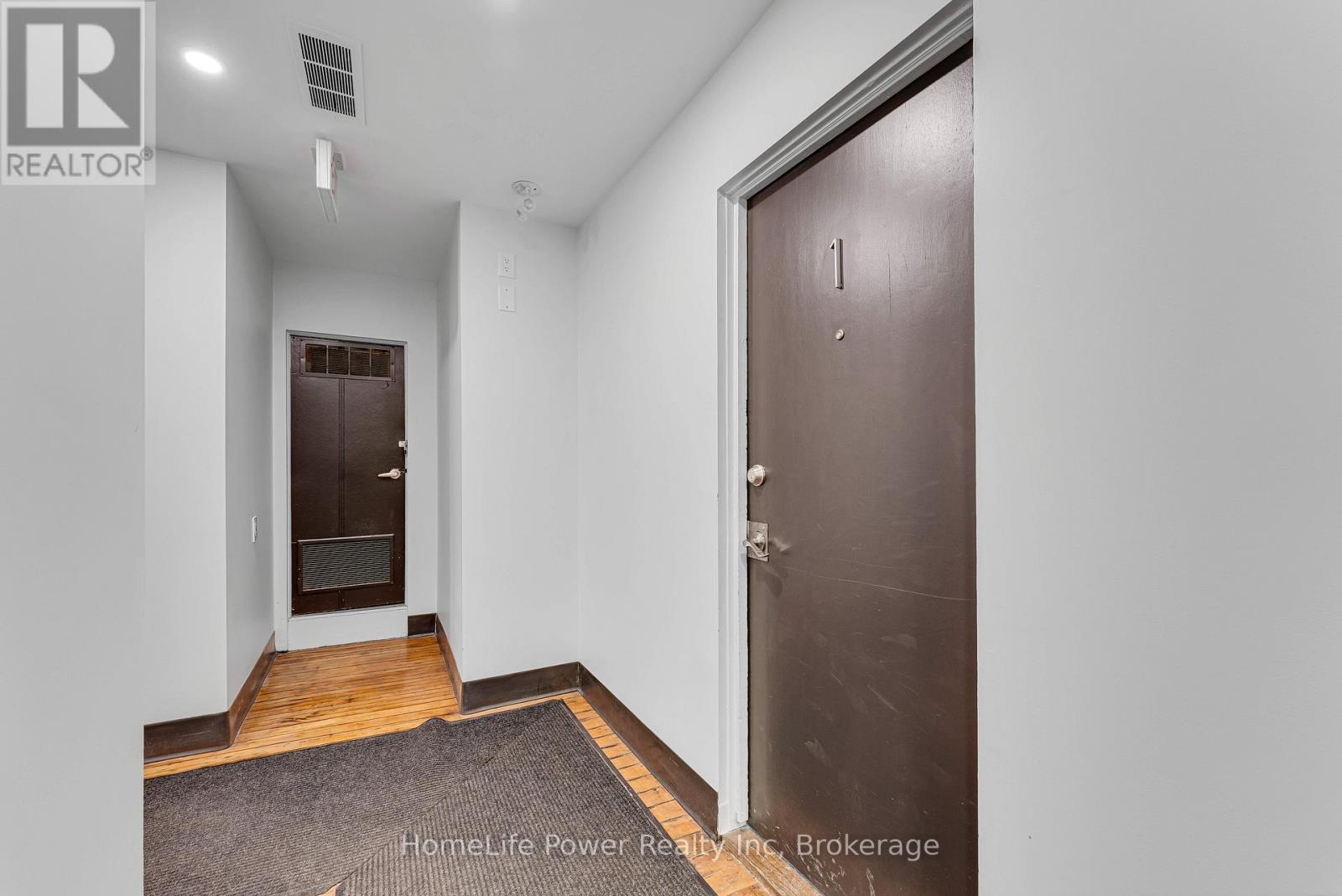 207 Wellington Street, Kingston, Ontario  K7K 2Y6 - Photo 5 - X12888538