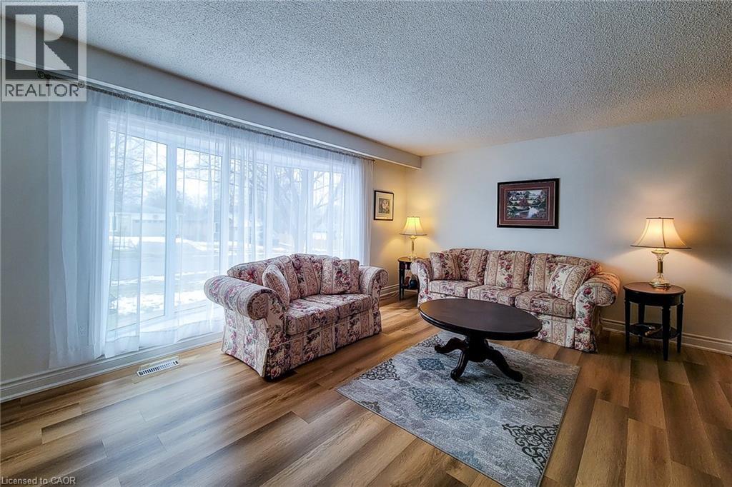 36 Hillcrest Avenue, Brantford, Ontario  N3T 5X8 - Photo 10 - 40812329