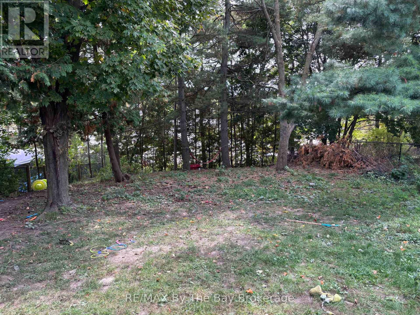 317 Hugel Avenue, Midland, Ontario  L4R 1T5 - Photo 4 - S12890206