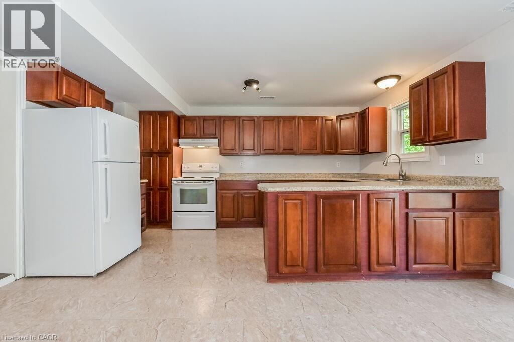 353 Wellington Street E, Mount Forest, Ontario  N0G 2L2 - Photo 11 - 40812730