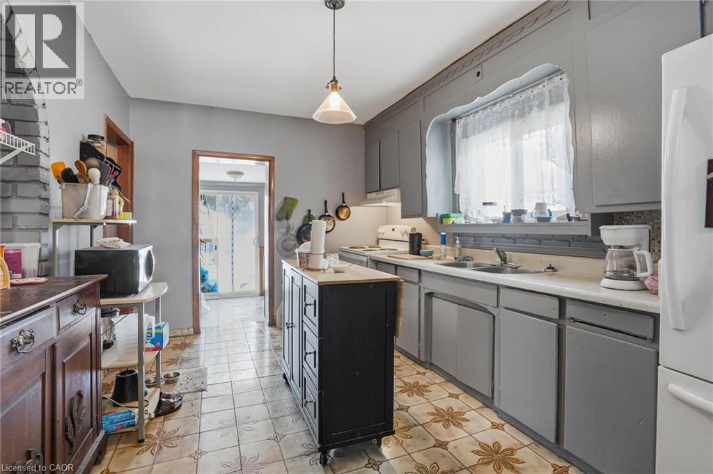 121 Gibson Avenue, Hamilton, Ontario  L8L 6J9 - Photo 6 - 40813174