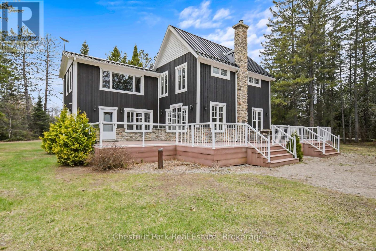 12 Emsdale Lake Road, Perry, Ontario  P0A 1M0 - Photo 2 - X12895376