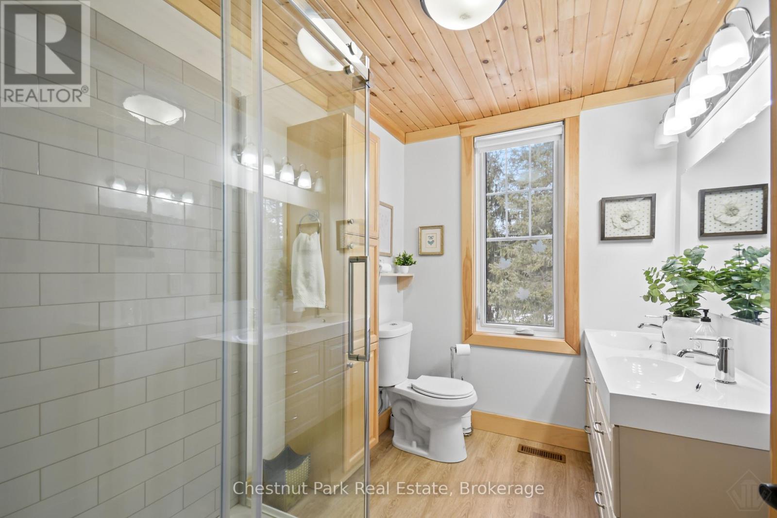 12 Emsdale Lake Road, Perry, Ontario  P0A 1M0 - Photo 33 - X12895376
