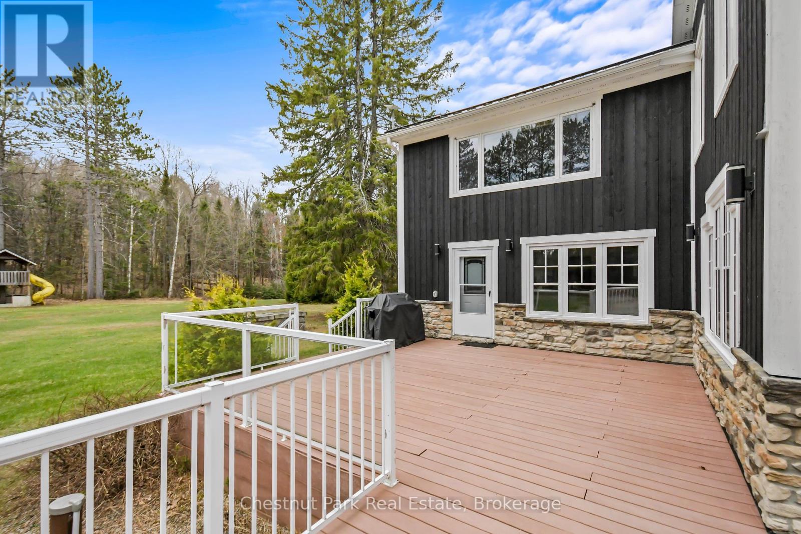12 Emsdale Lake Road, Perry, Ontario  P0A 1M0 - Photo 8 - X12895376