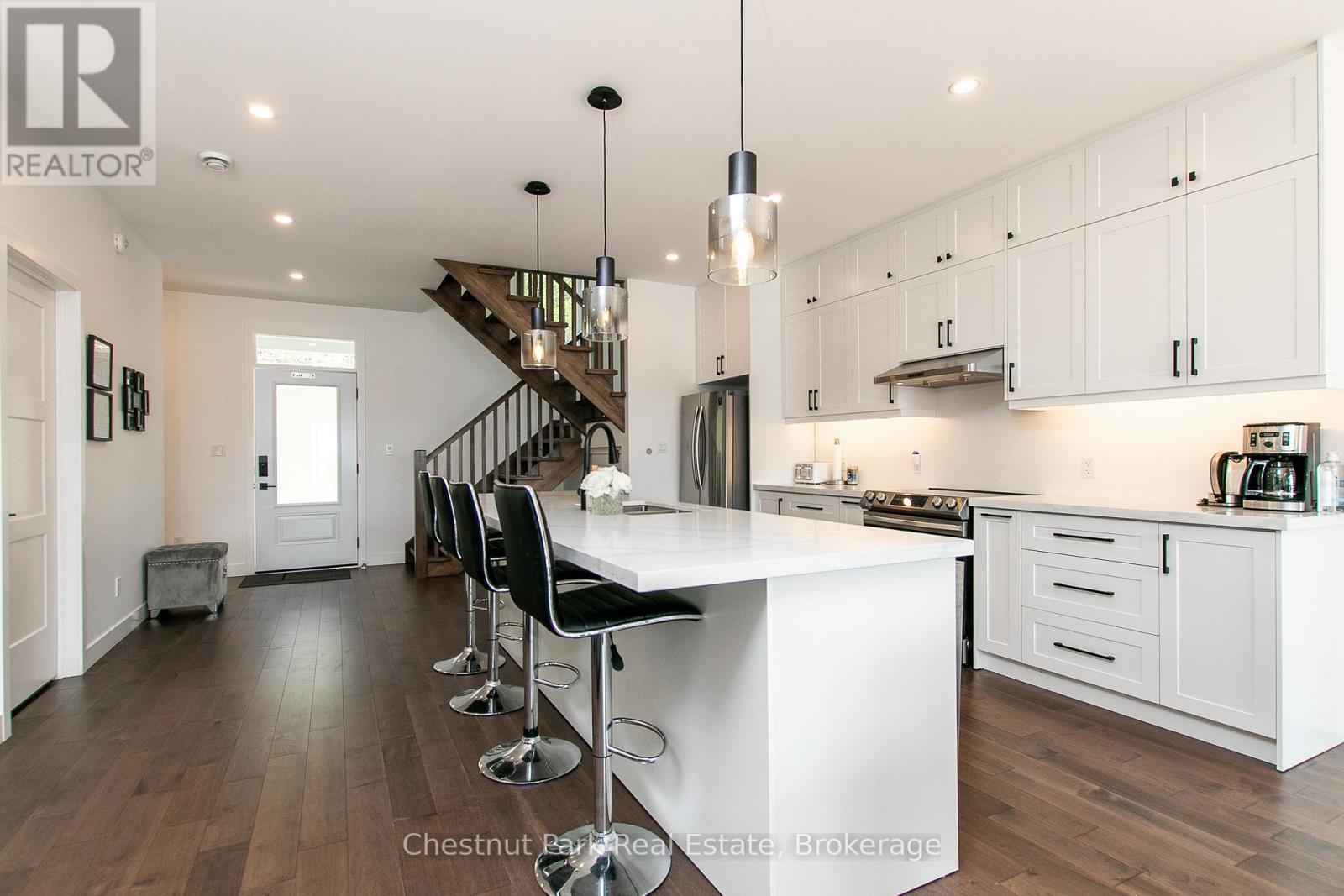 277 Eagle Road, Northern Bruce Peninsula, Ontario  N0H 2R0 - Photo 11 - X12898630