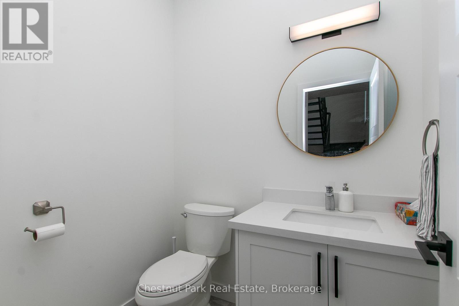 277 Eagle Road, Northern Bruce Peninsula, Ontario  N0H 2R0 - Photo 17 - X12898630
