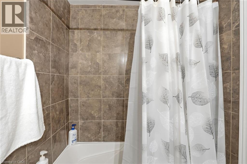 92 St. Andrews Drive, Hamilton, Ontario  L8K 6H4 - Photo 18 - 40813610