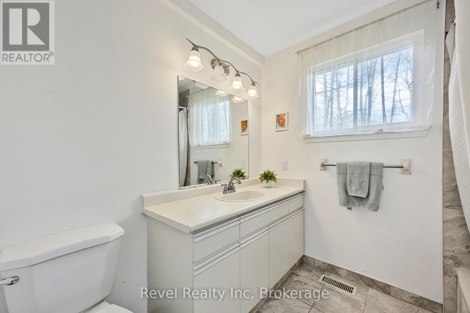 158 Desroches Trail, Tiny, Ontario  L9M 0H9 - Photo 18 - S12901076