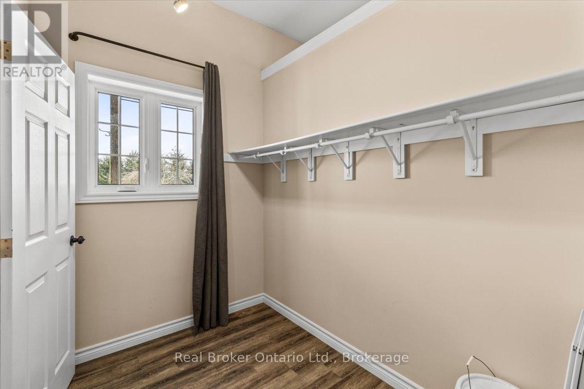 241787 16 Concession, West Grey, Ontario  N0G 2M0 - Photo 26 - X12901796