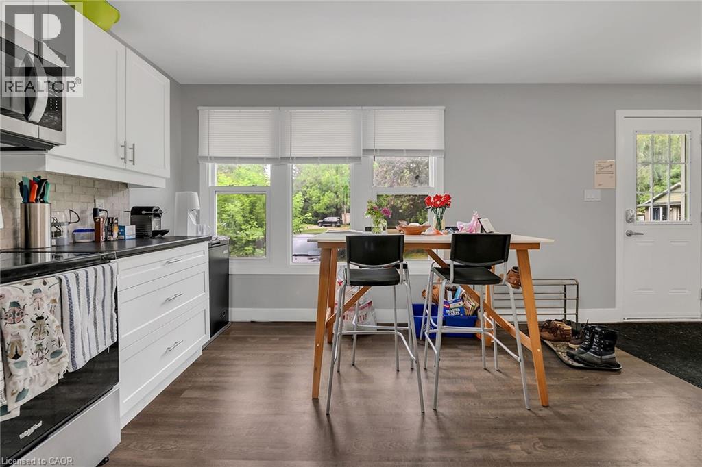 407 Castlegrove Place, London, Ontario  N6G 1L1 - Photo 10 - 40812897