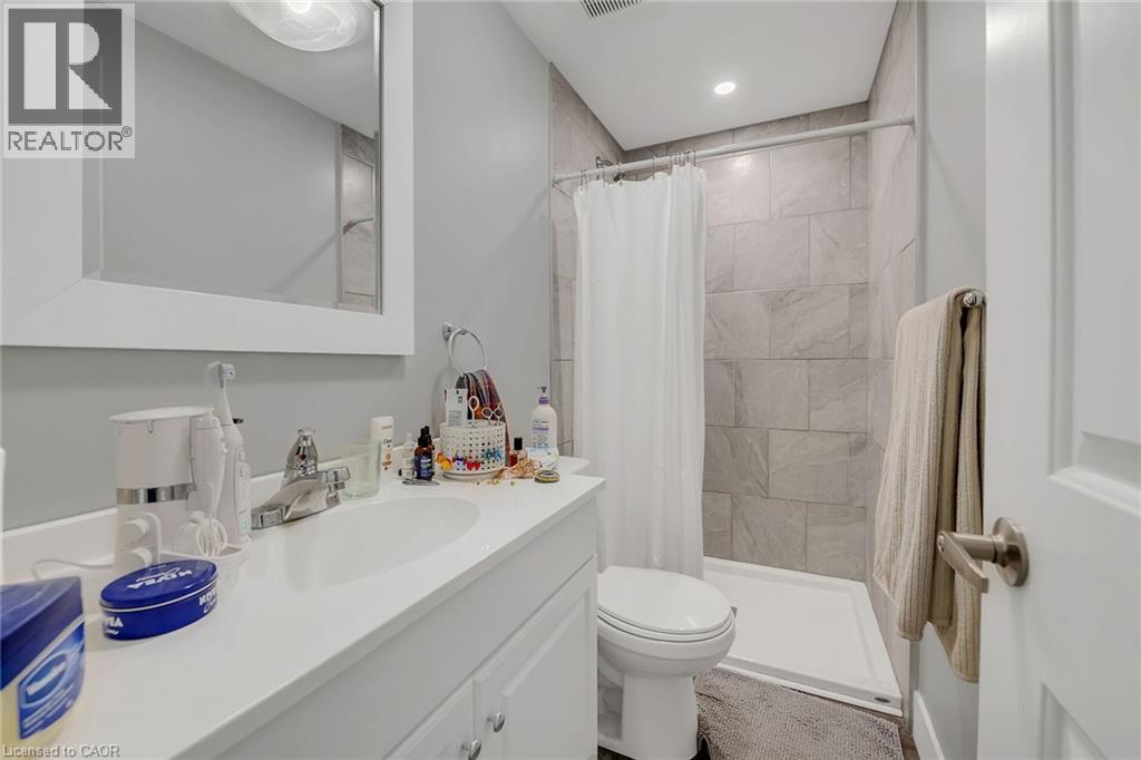 407 Castlegrove Place, London, Ontario  N6G 1L1 - Photo 15 - 40812897