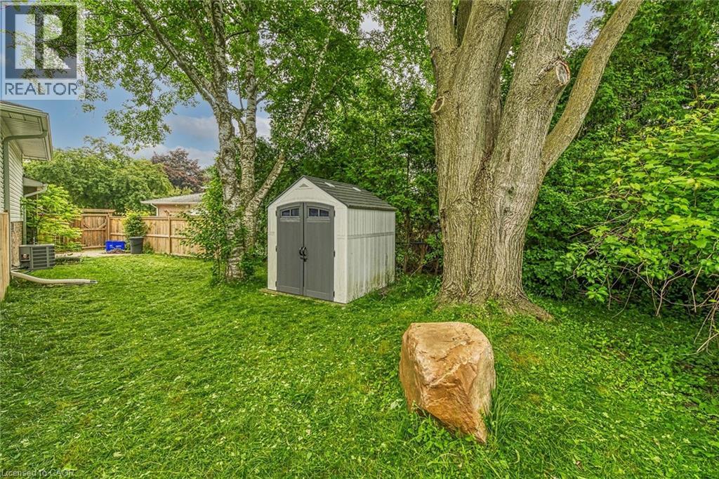 407 Castlegrove Place, London, Ontario  N6G 1L1 - Photo 38 - 40812897